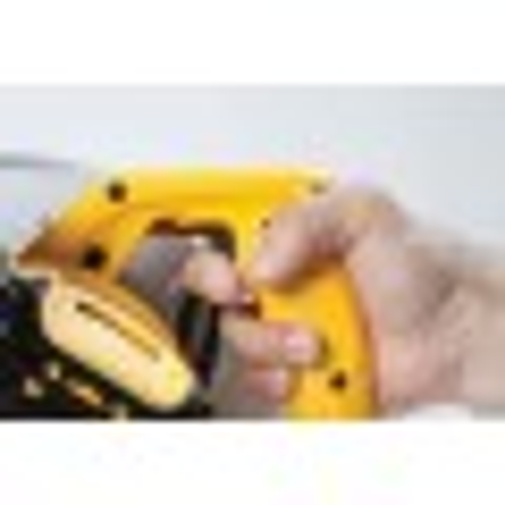 Пила циркулярная сетевая DeWALT DWE 560 DWE560-QS