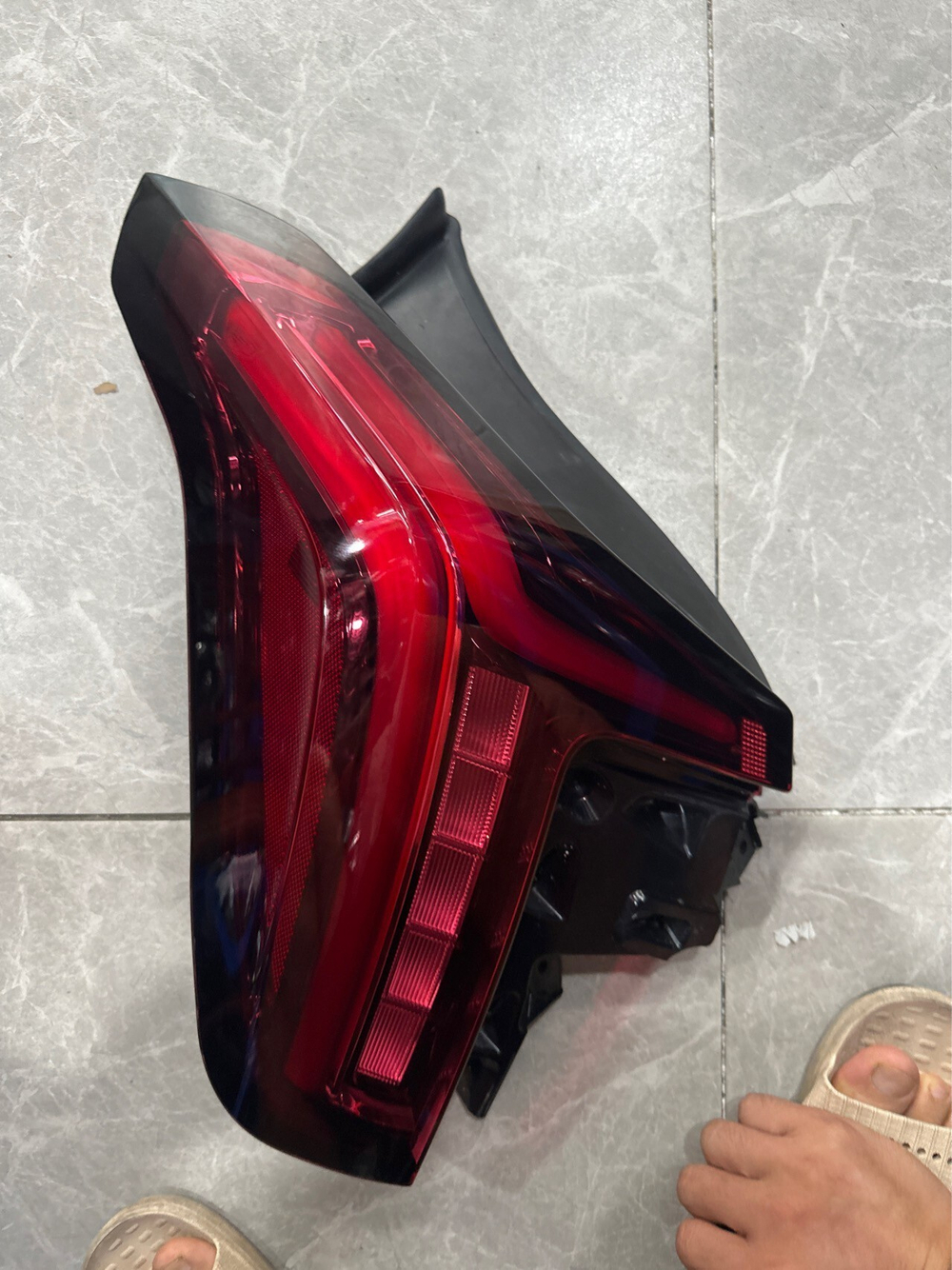 Задний левый фонарь Cadillac CT5 2020-2022 оригинал