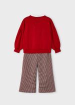 пуловер с укороченными брюками