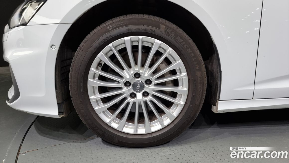 Audi A6 (C8) 45 TFSI Quattro Premium (11.2019)