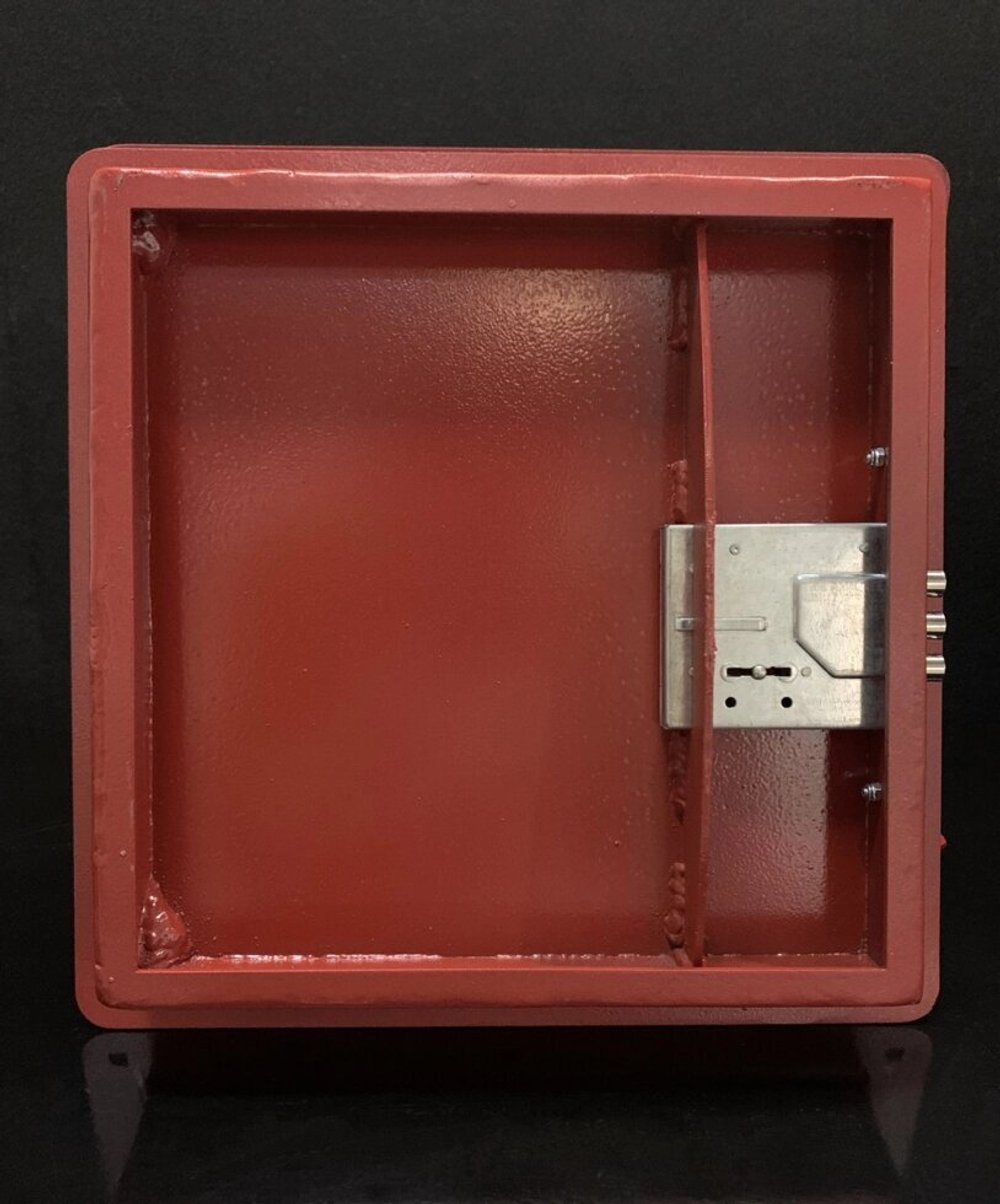 Антивандальная защитная дверка на силомер Rocky Boxer