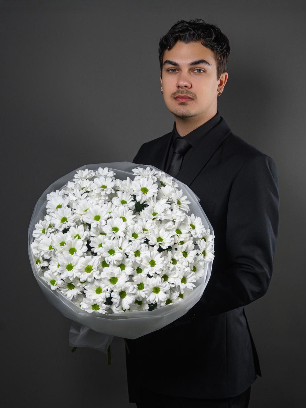 Моно букет из 11 хризантем ромашка