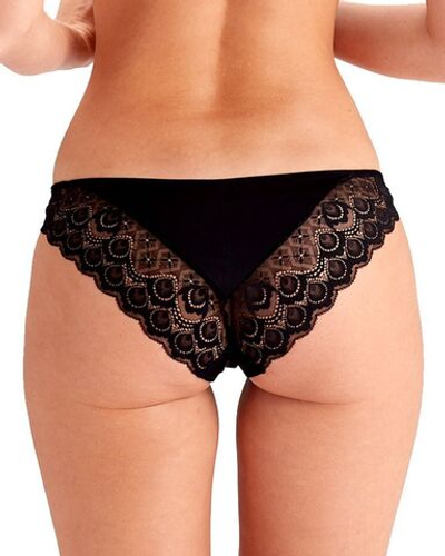 Шелковистые трусики-бразилиана с кружевом Natasha (Размер: S) (Цвет: черный)