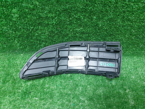 Решетка бампера левая Toyota RAV 4 ca40 (12-15)