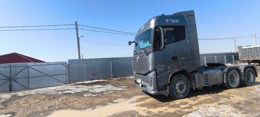 Foton AUMAN Galaxy 6x4 Седельный тягач BJ4259Y6DHL-12 (Дизельный, 12,9 л, 578 л.с., АТ)