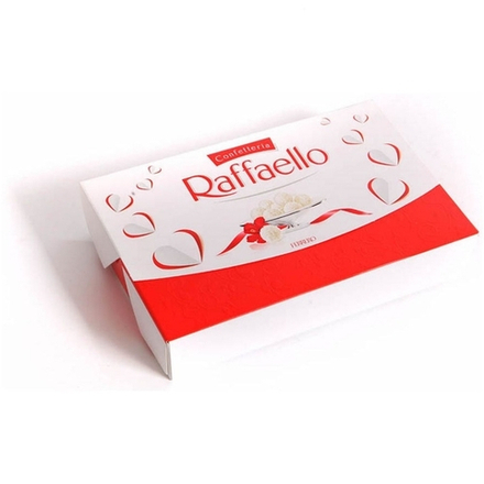 Конфеты RAFFAELLO с цельным миндальным орехом в кокосовой обсыпке, 90г