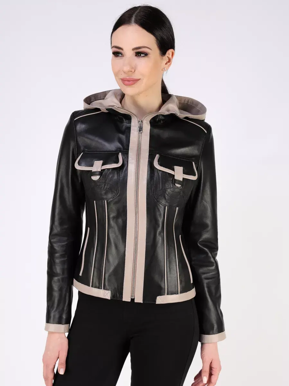 Кожаная куртка демисезонная с капюшоном