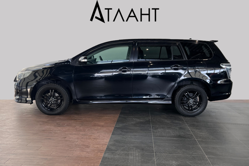 Toyota Corolla Fielder, 2009 год