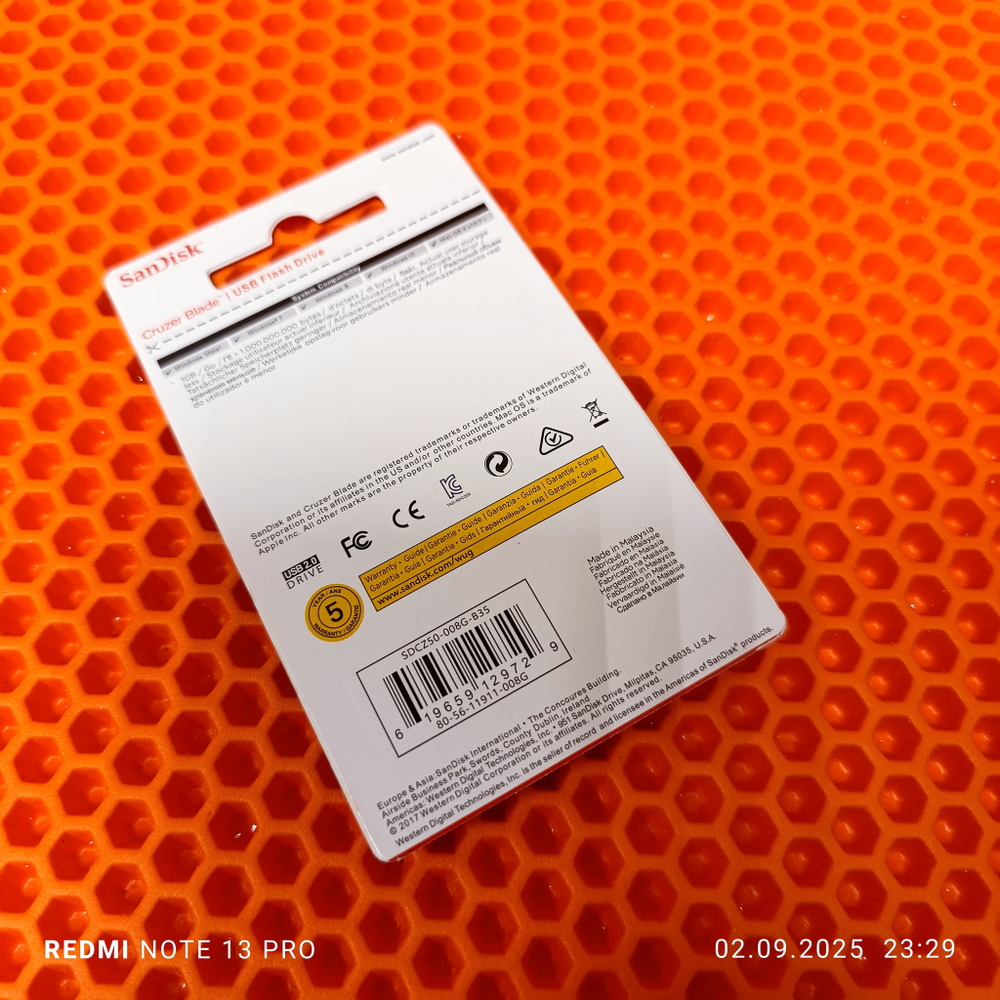 Флешка SanDisk CZ50 Cruzer Blade 8GB черная USB 2.0