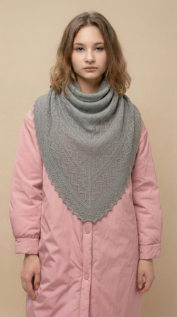 Оренбургский пуховый платок с шелком П1-100-03 серый