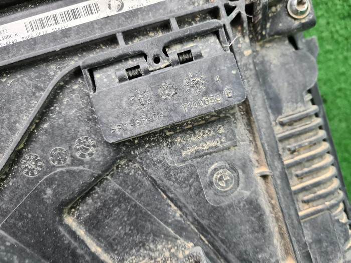 Кассета радиаторов BMW 3er G20 (2018-н.в.)