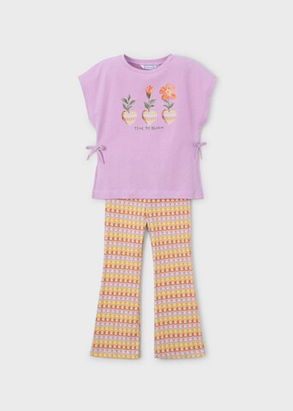 топ с леггинсами