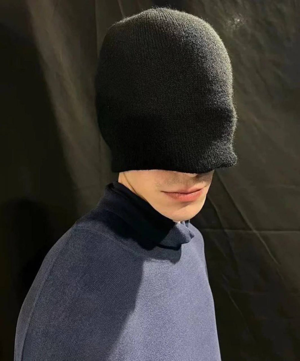 Шапка Balenciaga