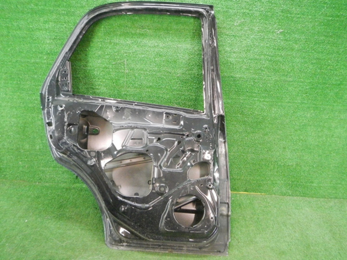 Дверь задняя левая Suzuki SX4 1 Classic (2006-2014) хэтчбек