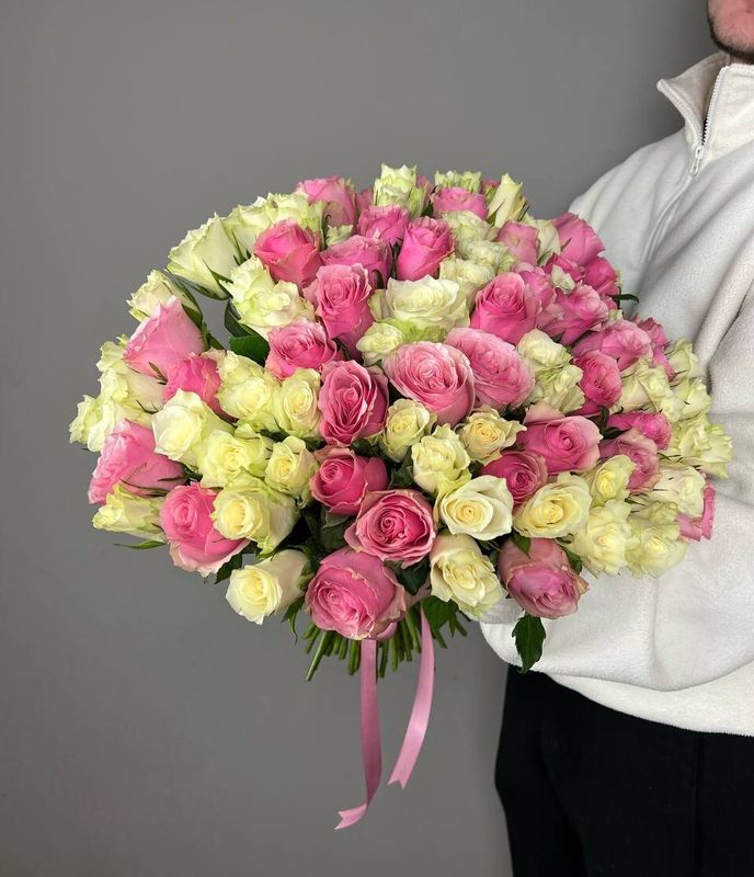 Букет роз Селебрити и Атена 40 см (под ленту)