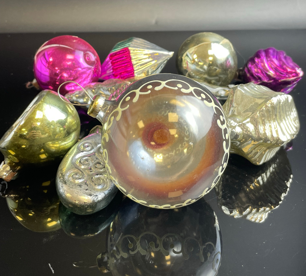 Ёлочные игрушки набор из 10 штук разные, шарики, сосулька и др, стекло, подвесные, винтаж СССР 1950-1980 гг