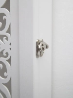 Ключница настенная в прихожую закрытая