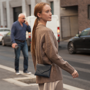 Сумка-клатч Florette из кожи теленка, синего цвета