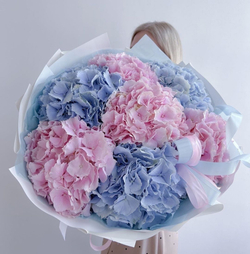 Букет из гортензий