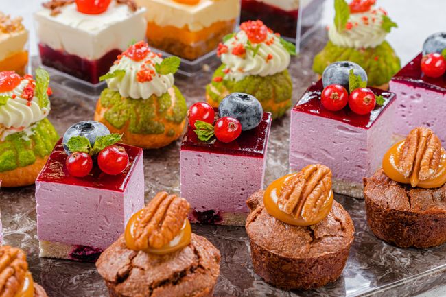 Сет пирожных &quot;Вдохновение&quot;, 24 шт.