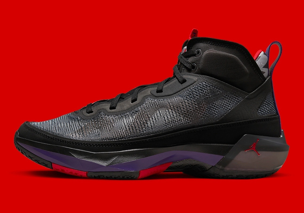 Купить баскетбольные кроссовки Nike Air Jordan 37 Raptors в баскетбольном магазине futbasket.ru