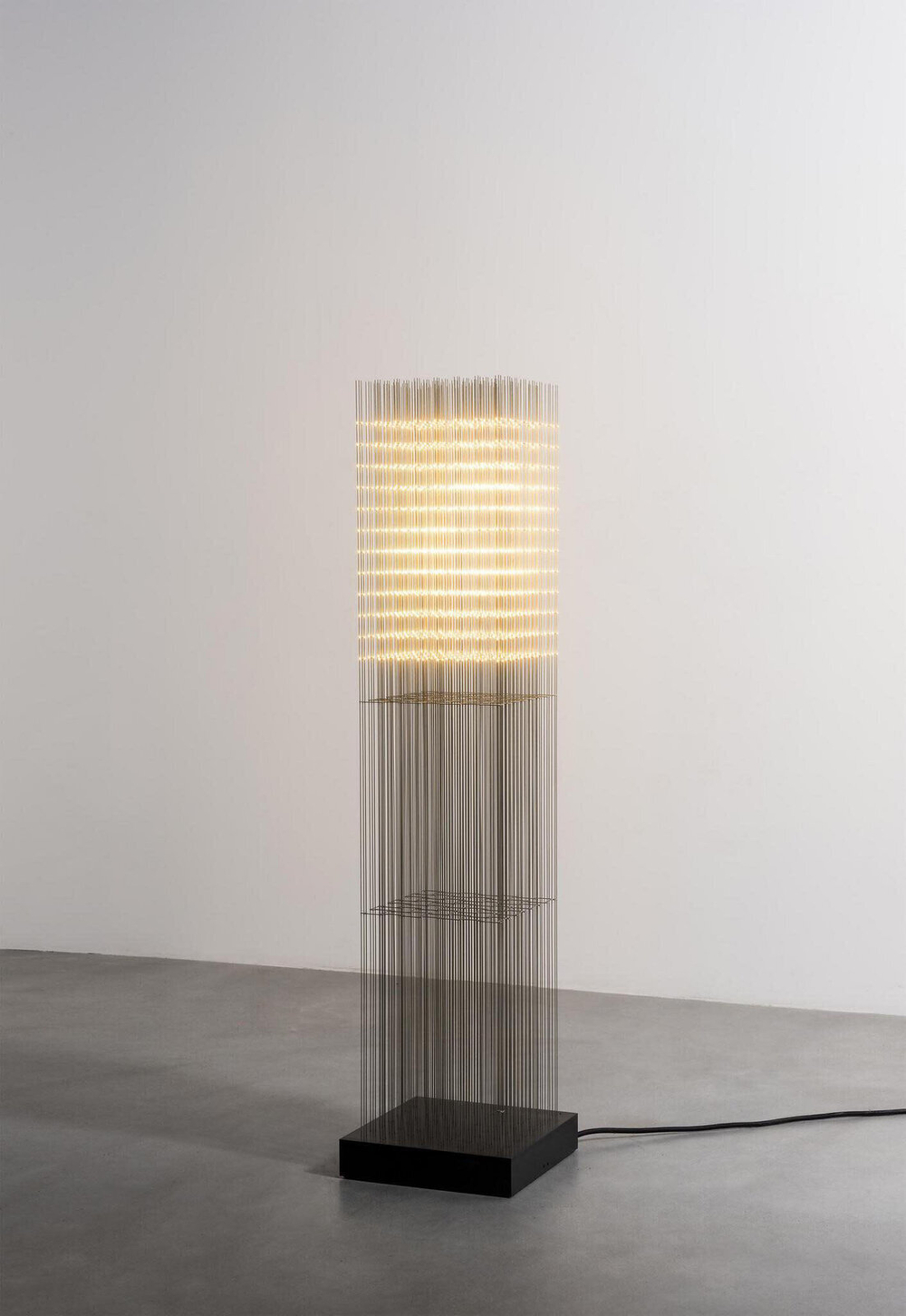 Floor design lamp Swarm Study X by Random International