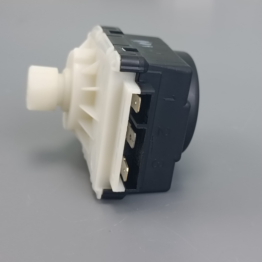Сервопривод ELBI 220-240V черно-белый для котлов BAXI, ARISTON, PROTHERM арт. 61302483, 5694580