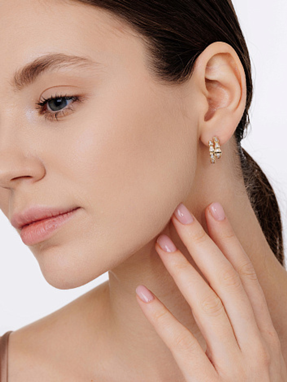Серьги из лимонного золота с бриллиантами 25527-300