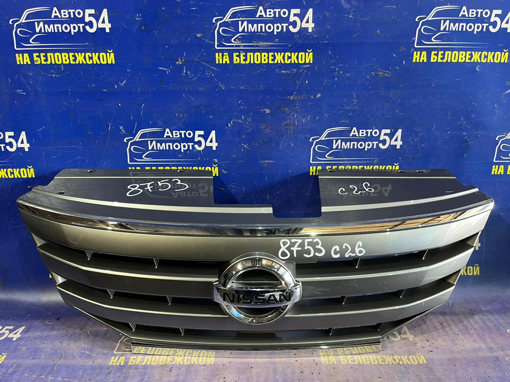 Решетка радиатора NISSAN SERENA 2010-2013