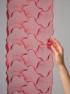 05-160 ОПТ Вышивка на неэл. сетке 24 см, красный 100