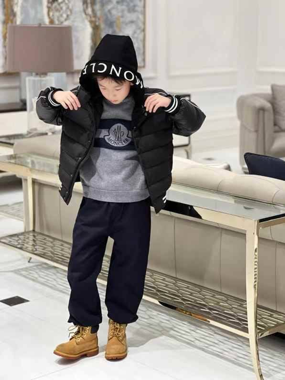 Пуховик Moncler