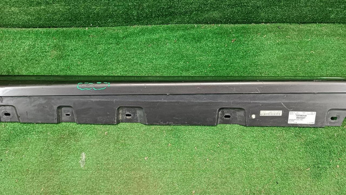 Накладка порога левая BMW 5er F10 F11 (2009-2017)