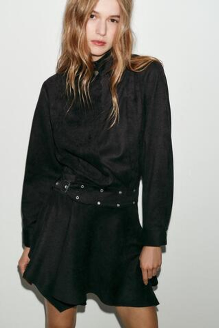 ZARA МИНИ-ПЛАТЬЕ ИЗ ИСКУССТВЕННОЙ ЗАМШИ С РЕМНЕМ, КОРИЧНЕВЫЙ