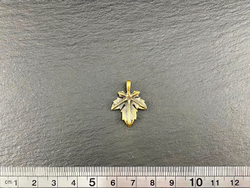 Подвеска. Кленовый лист