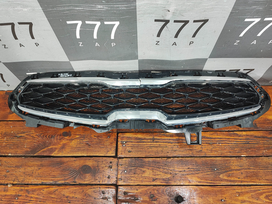 Решетка радиатора Kia Cerato 4 (BD) 18-21 Б/У Оригинал 86350M6010