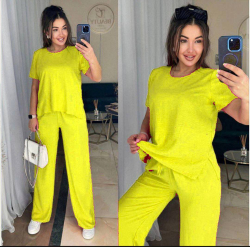 Легкий костюм