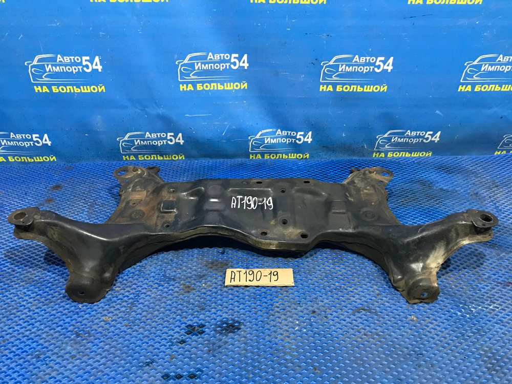 Балка передняя поперечная TOYOTA CARINA E 1996