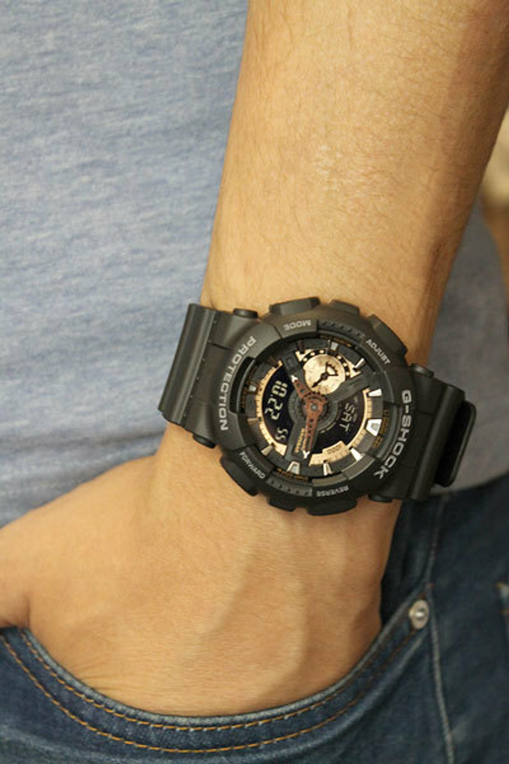 Японские наручные часы Casio G-SHOCK GA-110RG-1A с хронографом