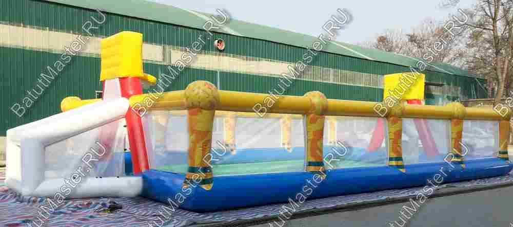 Спортивное поле размер  8*4*4,6 м