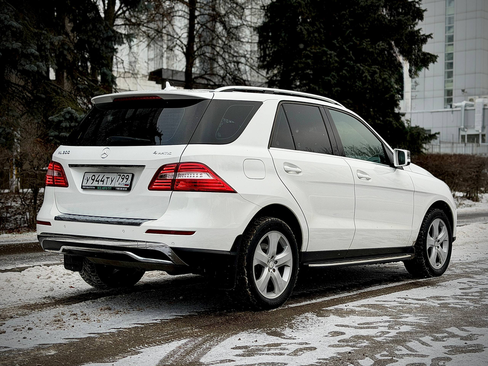 Mercedes-Benz ML 300