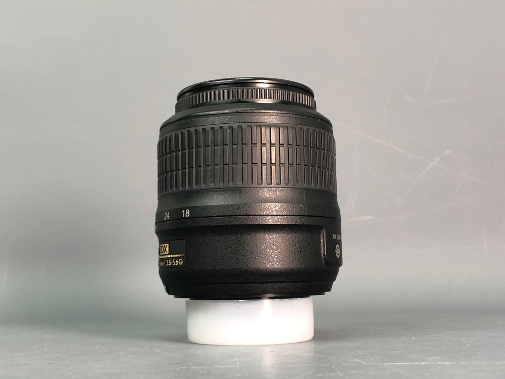 Nikon 18-55mm f/3.5-5.6G AF-S VR DX
