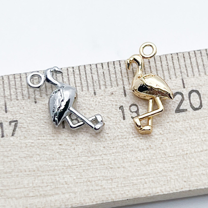 Подвеска Фламинго, цвет золото, размер 15*7 мм, цена за 1 шт