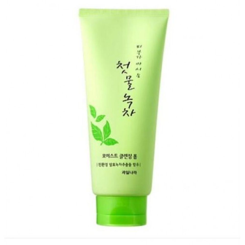 Welcos Green Tea Moist Cleansing Foam пенка с зеленым чаем для комбинированной и жирной кожи