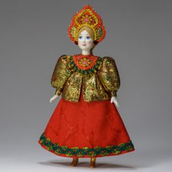 Кукла Царевна в парчовой телогрее