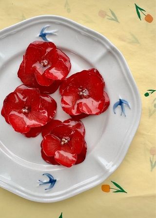 Подвеска "Цветок красный"