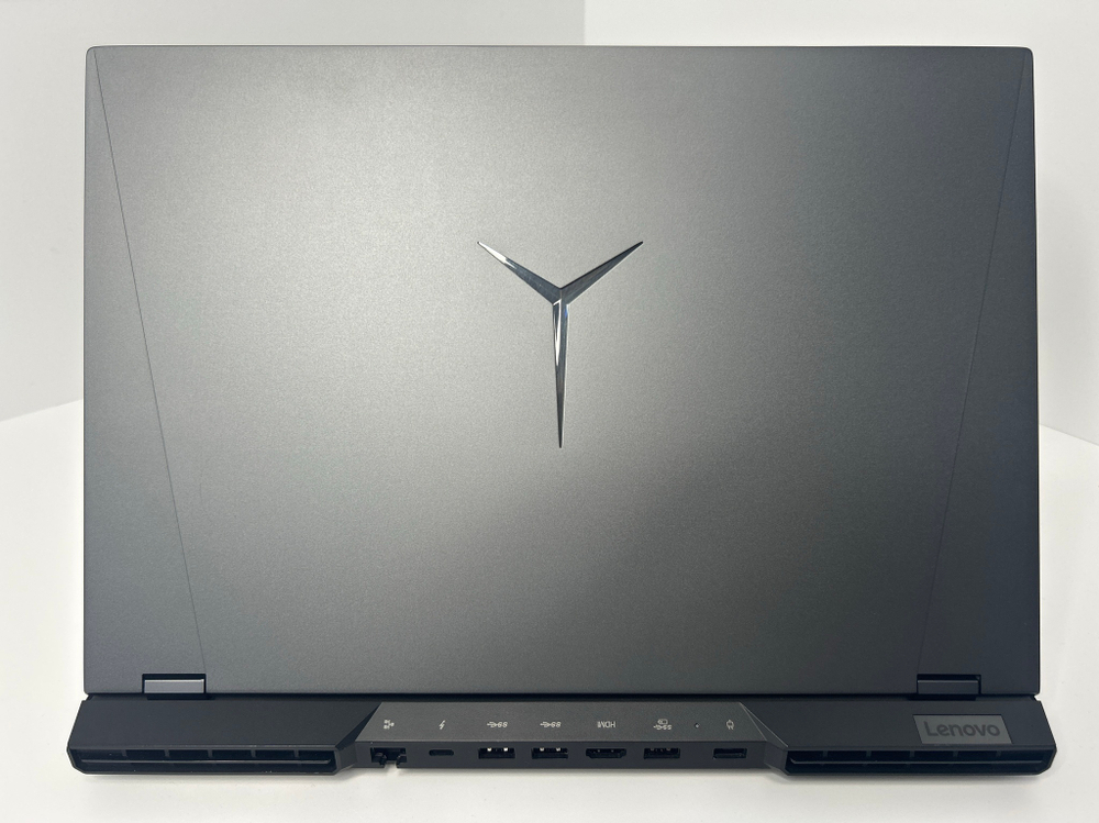 Ноутбук Lenovo Legion 5 Pro 16ITH6H (82JD000KRK) 16"/Intel Core i7-11800H/RAM 16GB/SSD 512GB/GeForce RTX 3060 6GB/IPS 165Hz/2560x1600/DOS/Подсветка кл-ры: RGB/черный. Состояние: B1