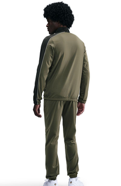 Теннисный костюм Nike Sportswear Club - medium olive/sequoia/sail