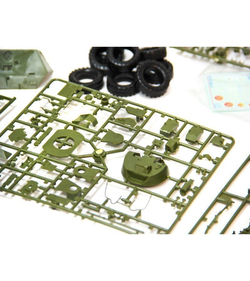 Сборная модель ZVEZDA Российский бронетранспортер БТР-80А, 1/35