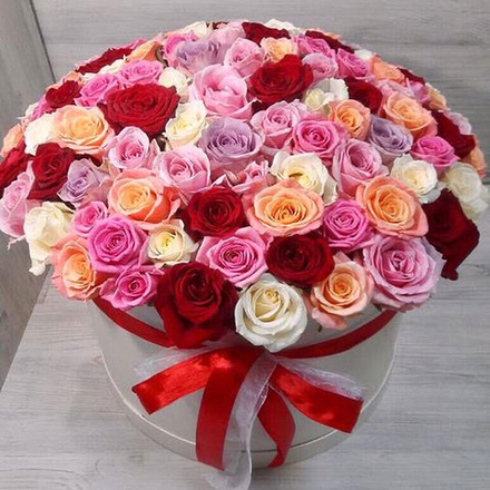 Розы в коробке "Самой любимой"