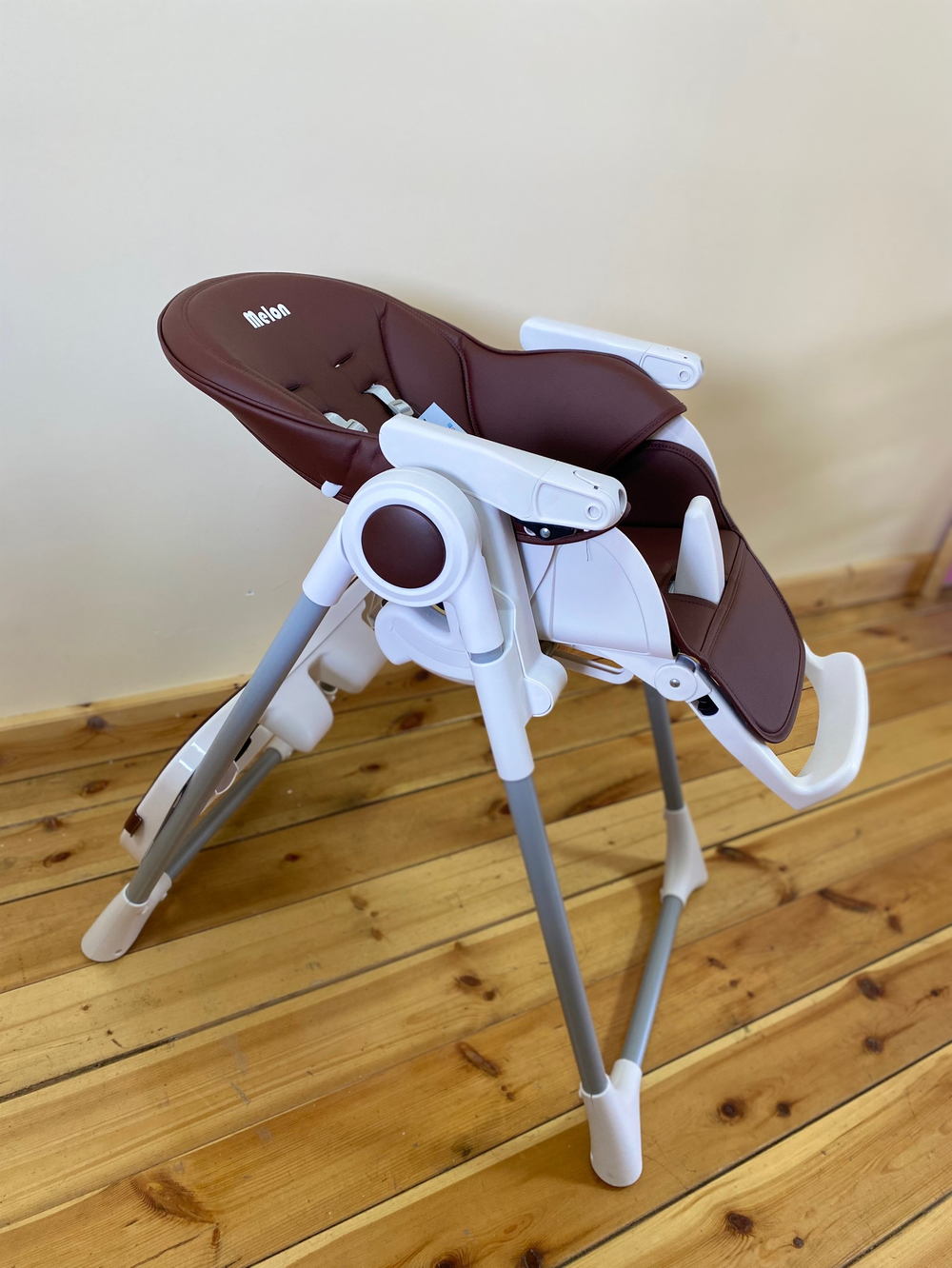 PITUSO Стул для кормления Melon Brown/Коричневый